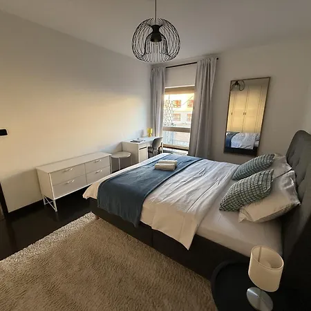 Penthouse With Terrace Near The Center Of Apartament