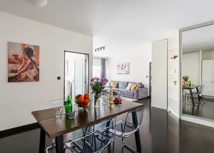 Penthouse With Terrace Near The Center Of Praga