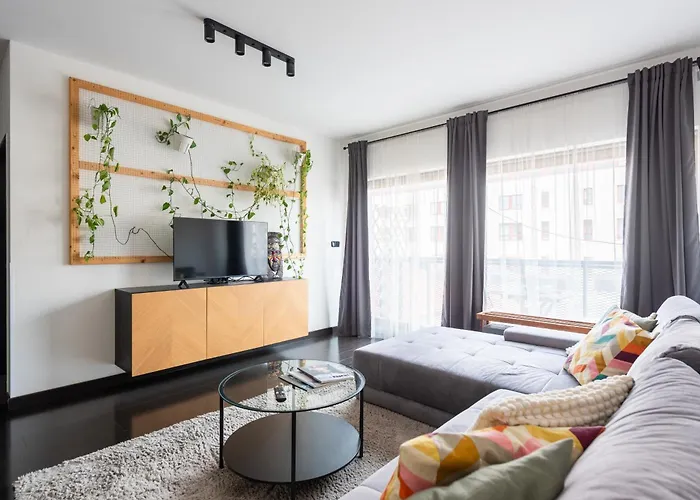 Penthouse With Terrace Near The Center Of