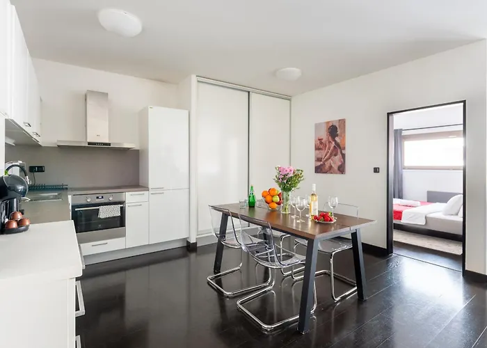 Appartamento Penthouse With Terrace Near The Center Of
