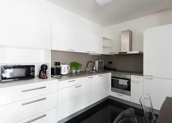 Appartamento Penthouse With Terrace Near The Center Of Praga