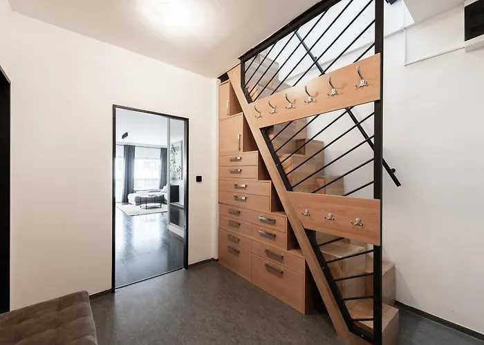 Appartamento Penthouse With Terrace Near The Center Of