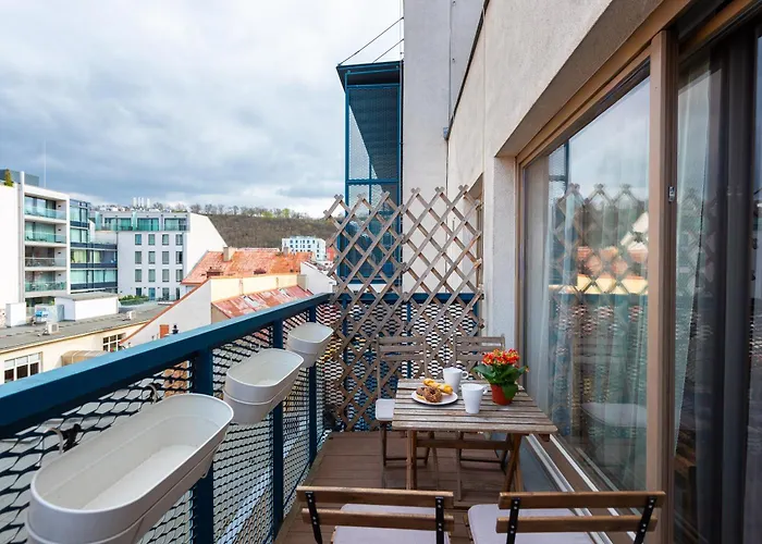 Penthouse With Terrace Near The Center Of *