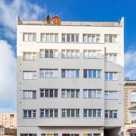 شقة Penthouse With Terrace Near The Center Of
